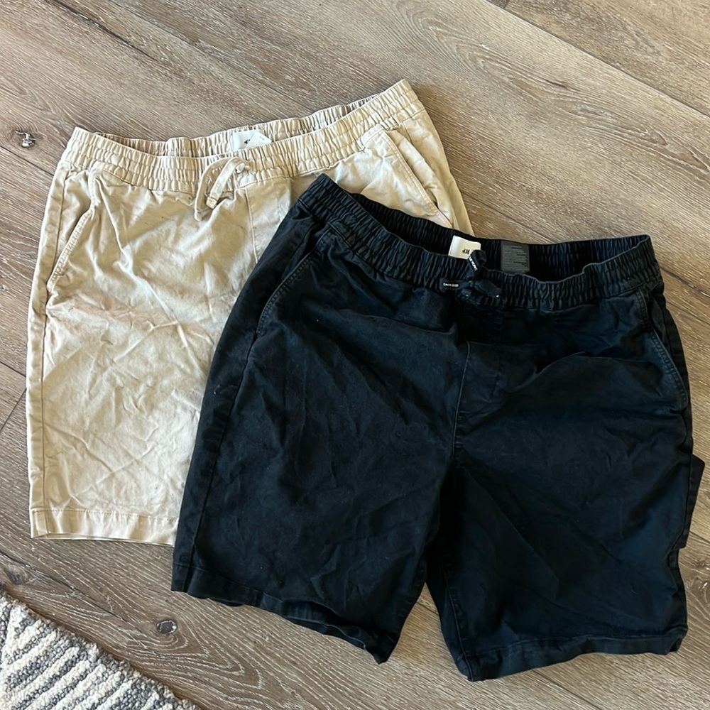 TWO PAIRS of H&M Men’s Pull On Shorts - Black and Khaki - Size LARGE